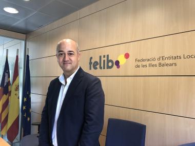 TONI SALAS