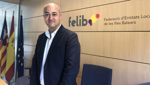 TONI SALAS
